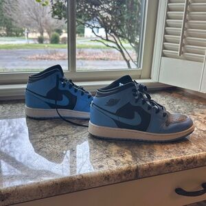 Nike Air Jordan Mid in Blue and Black